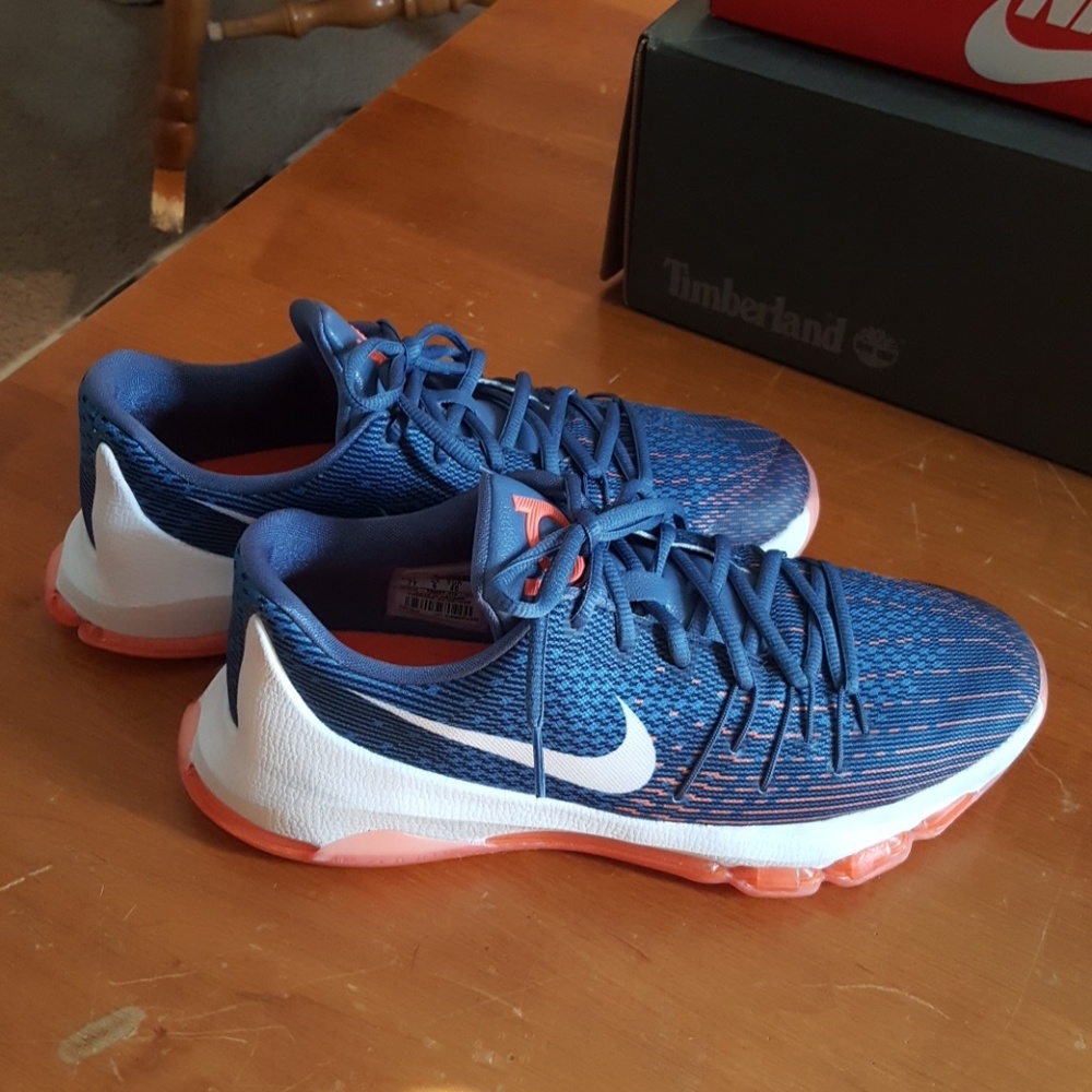 KD Sneakers